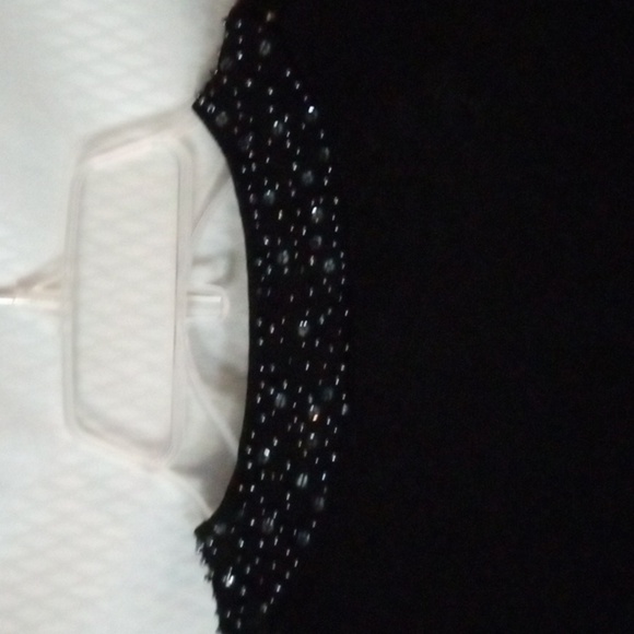 Liz Claiborne V-Neck Beaded Knit Tunic sz M Black Pre-owned - Picture 7 of 10